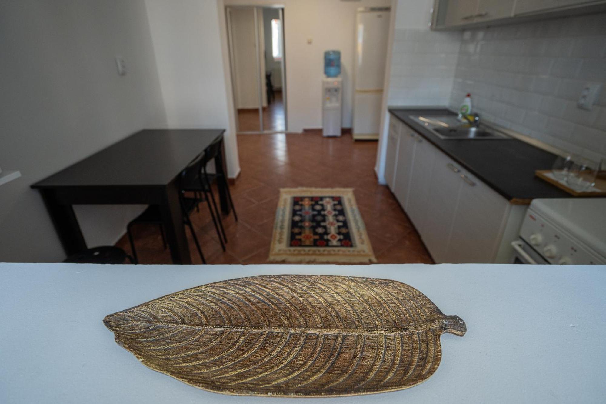 Apartament M & S Bukares Bagian luar foto