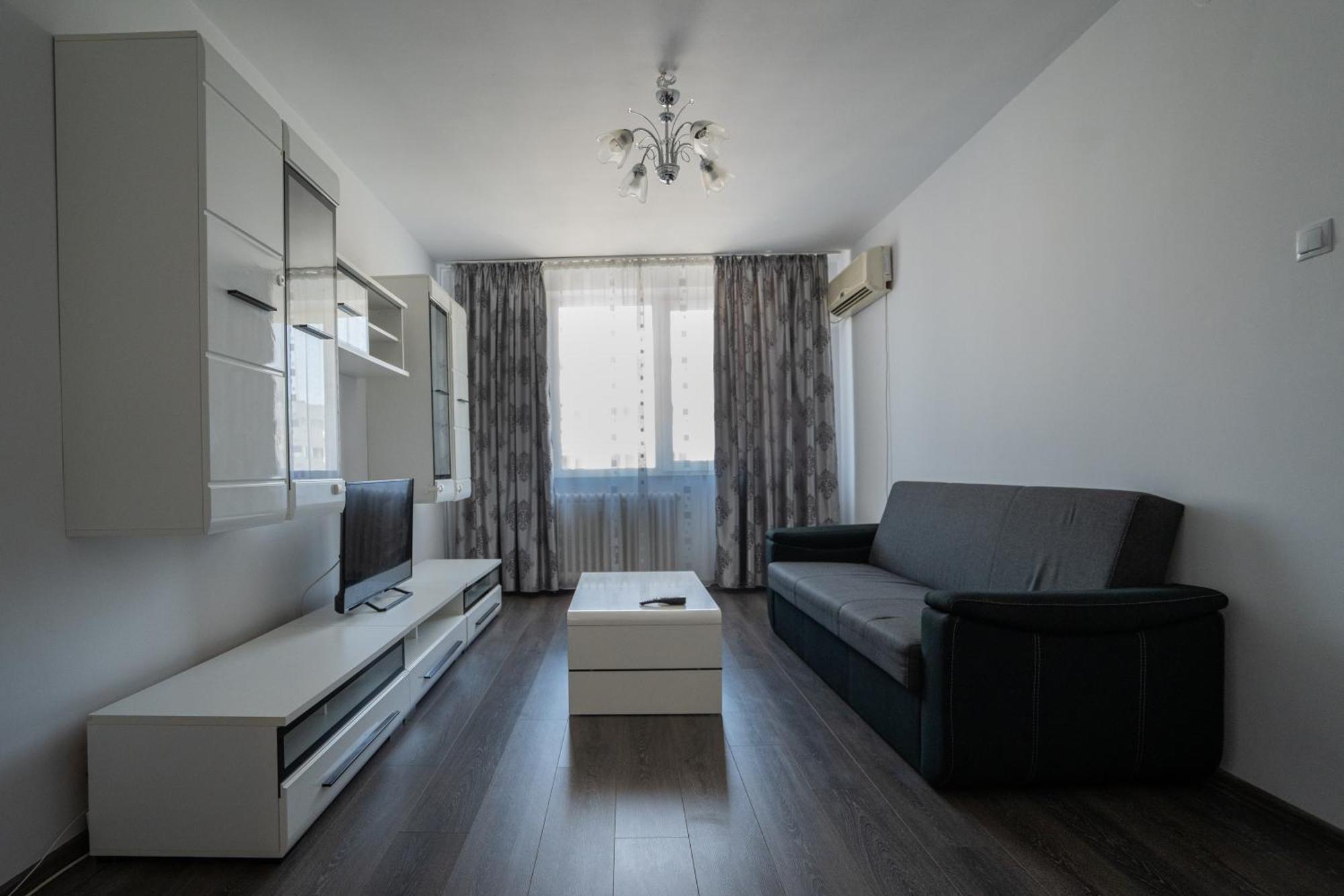 Apartament M & S Bukares Bagian luar foto